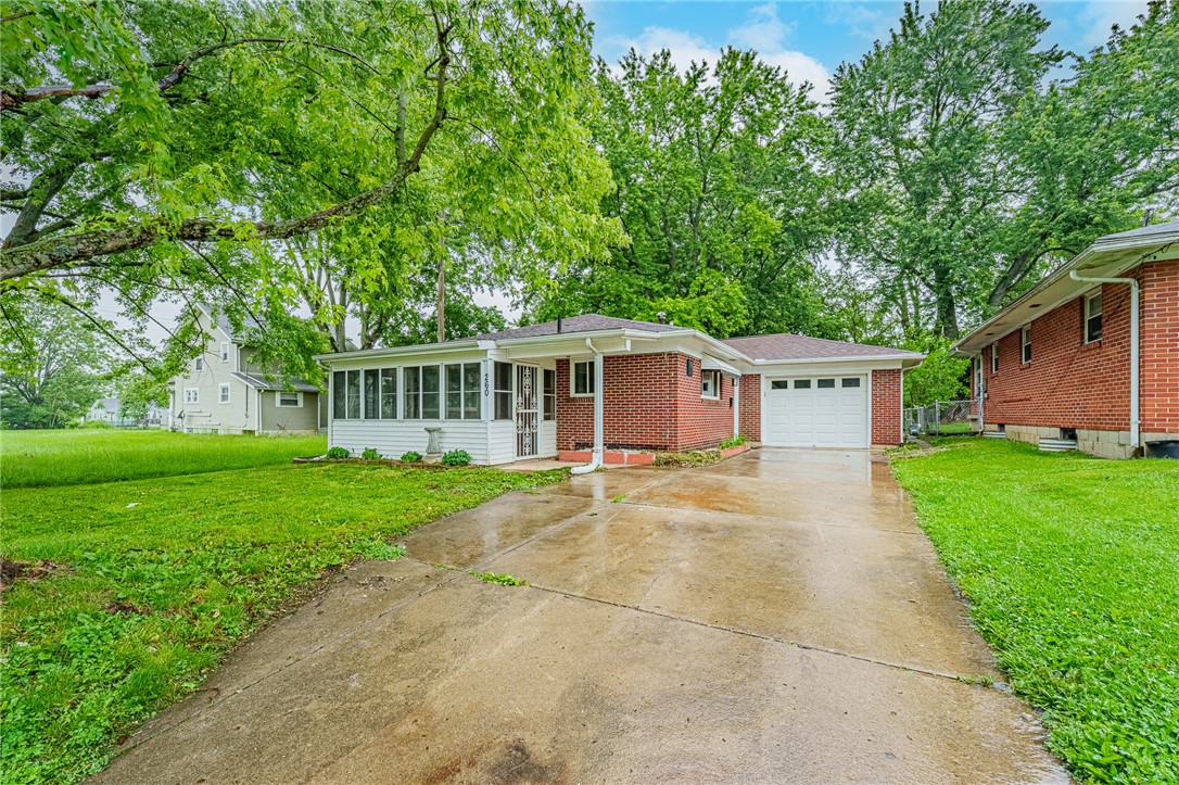 260 Indiana Avenue Springfield, OH 45505 - Photo 1 of 30