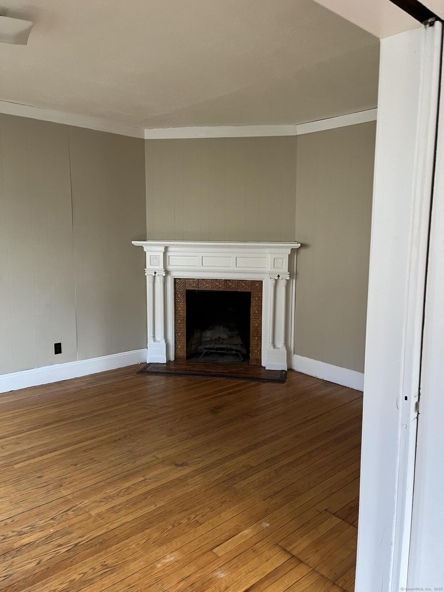 51 Griswold Street Meriden, CT 06450 - Photo 4 of 5