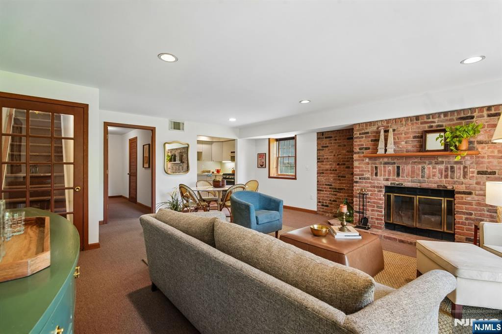 658 Ridgewood Road, Unit C0001 Maplewood, NJ 07040 - Photo 21 of 29