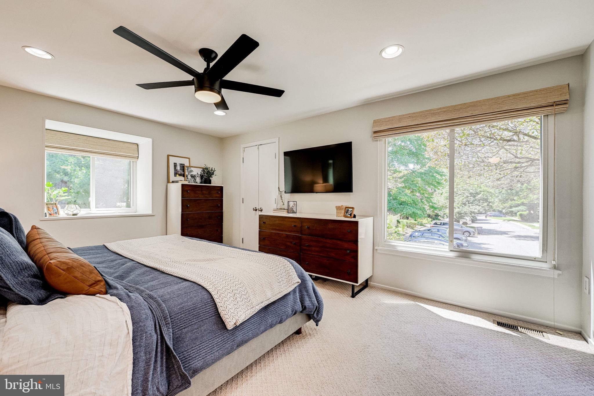 11064 Saffold Way Reston, VA 20190 - Photo 10 of 51 Gallery Image 10