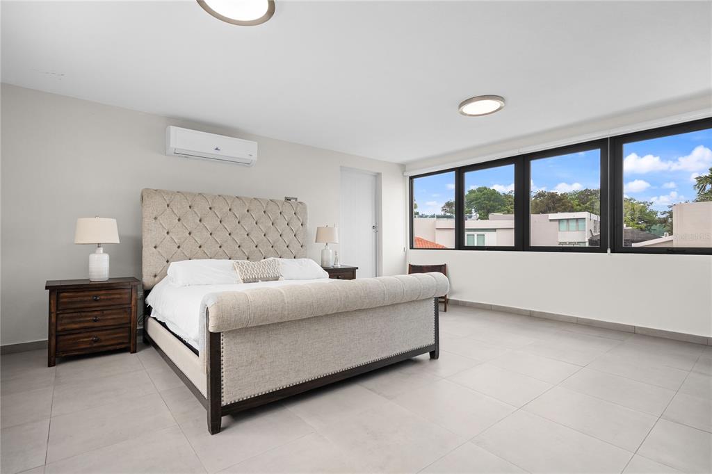 D D Condor Guaynabo, PR 00969 - Photo 8 of 16