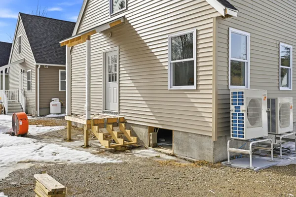 $1,118,000 | 19-28 Lintonia Drive, Unit 1013, Litchfield, ME 04350