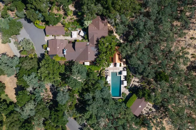 $6,900,000 | 1250 Oakwood Lane, St. Helena, CA 94574