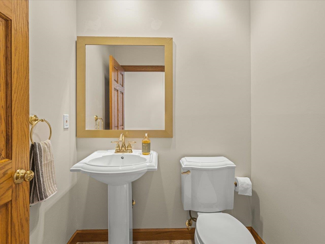 11575 Aberdeen Road Belvidere, IL 61008 - Photo 16 of 46