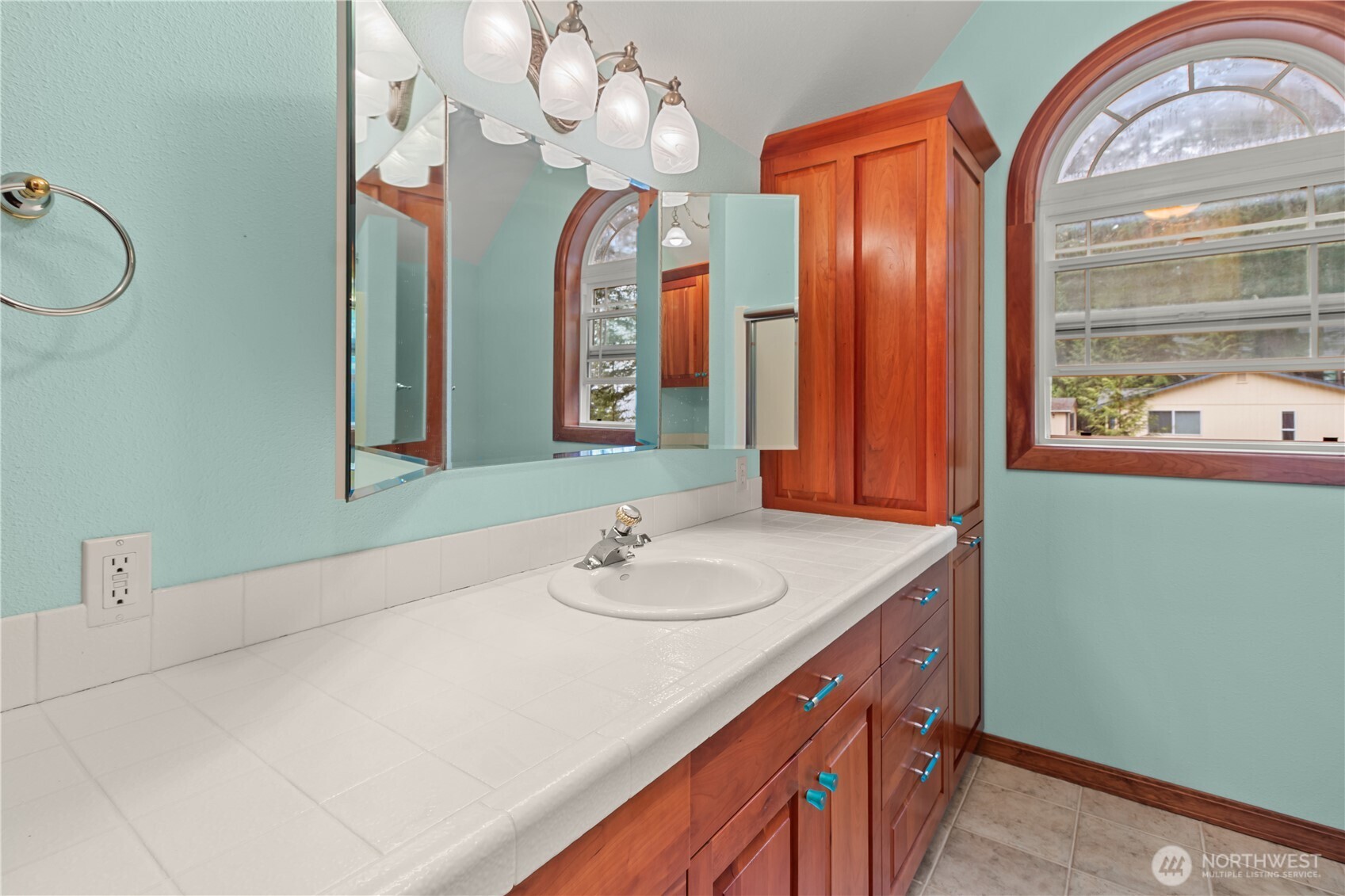 70 Rim View Place Hoodsport, WA 98548 - Photo 15 of 35