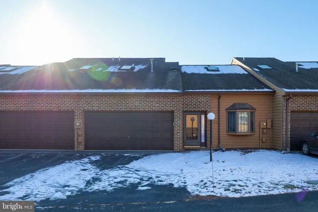 $230,000 | 55 Westview Manor, York, PA 17408