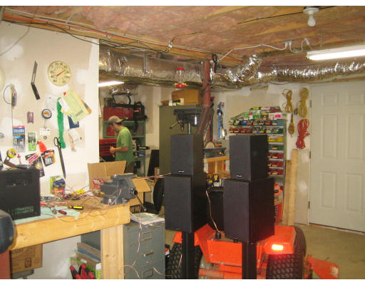 22 A Vinton Road Charlton, MA 01507 - Photo 24 of 24 a view of liquor store