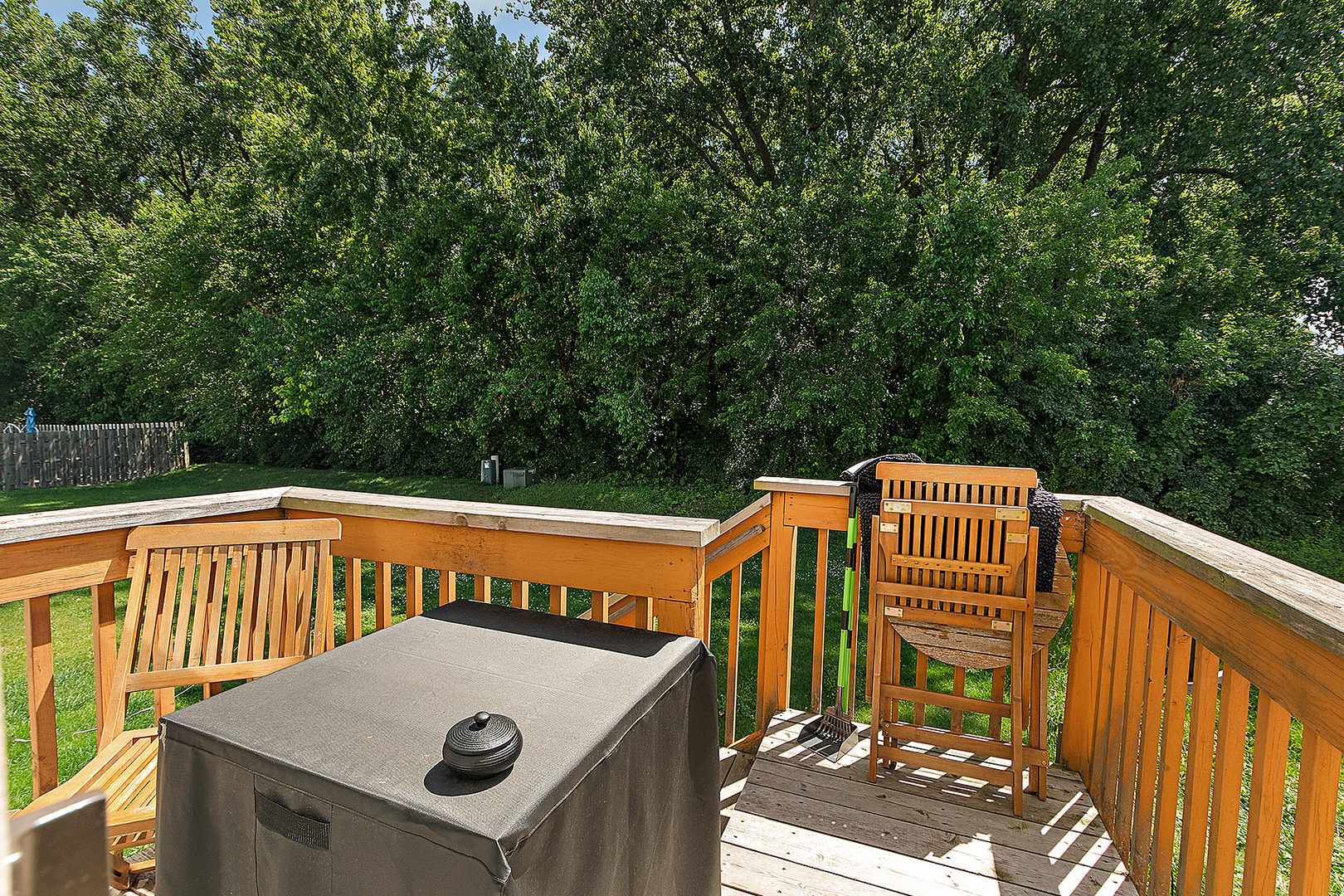 1526 Peachtree Lane Lockport, IL 60441 - Photo 20 of 28 a view of a roof deck