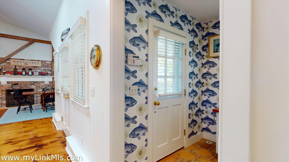 39 A Milk Street Nantucket, MA 02554 - Photo 18 of 56