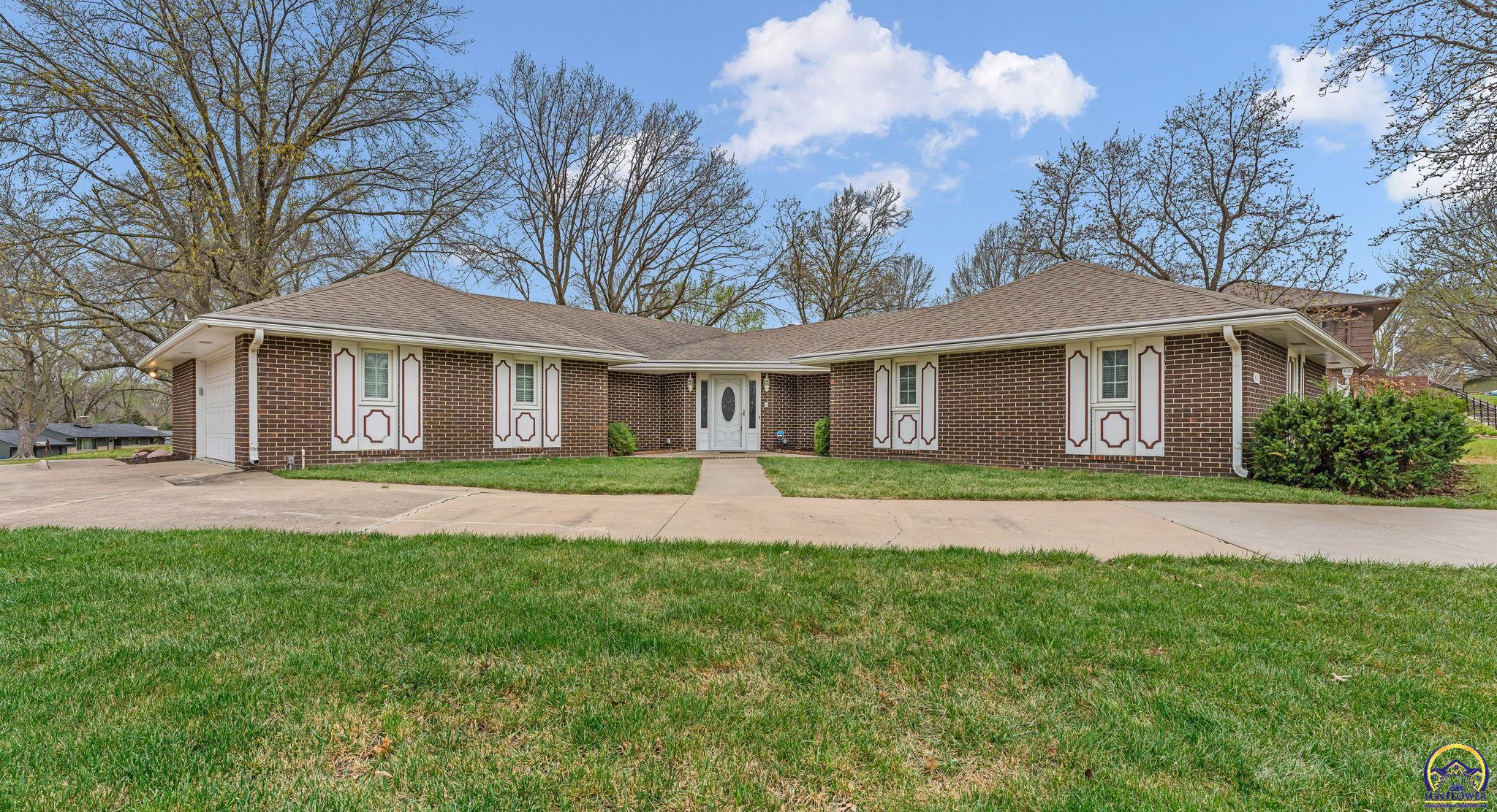 4701 Southwest Brentwood Road Topeka, KS 66606 - Photo 1 of 8