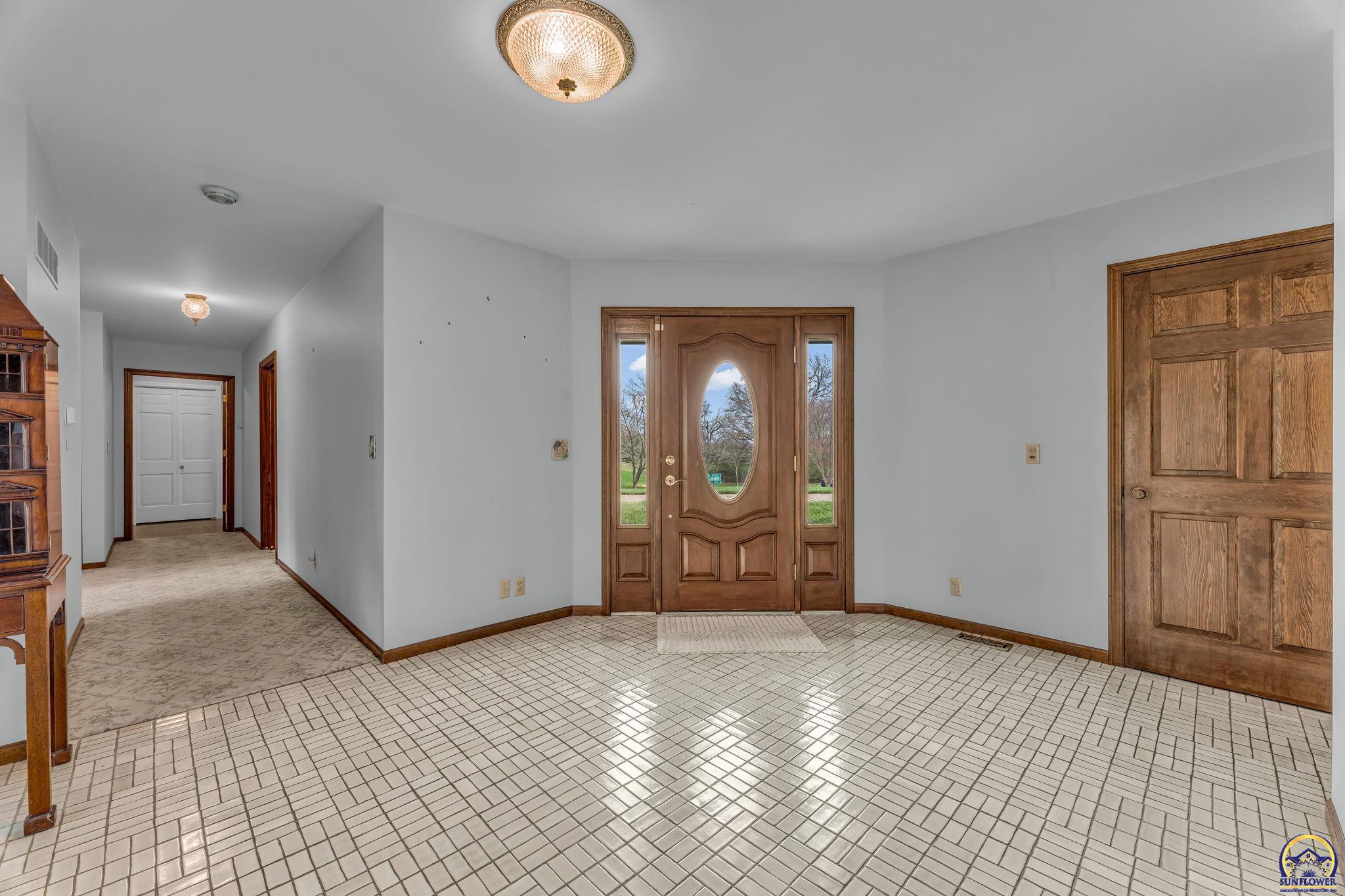 4701 Southwest Brentwood Road Topeka, KS 66606 - Photo 2 of 8