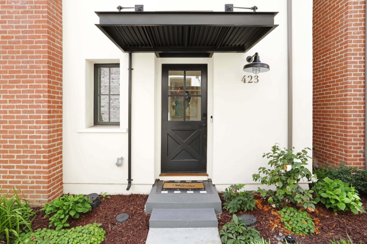 423 Robin Ridge Way Campbell, CA 95008 - Photo 2 of 49 Gallery Image 2