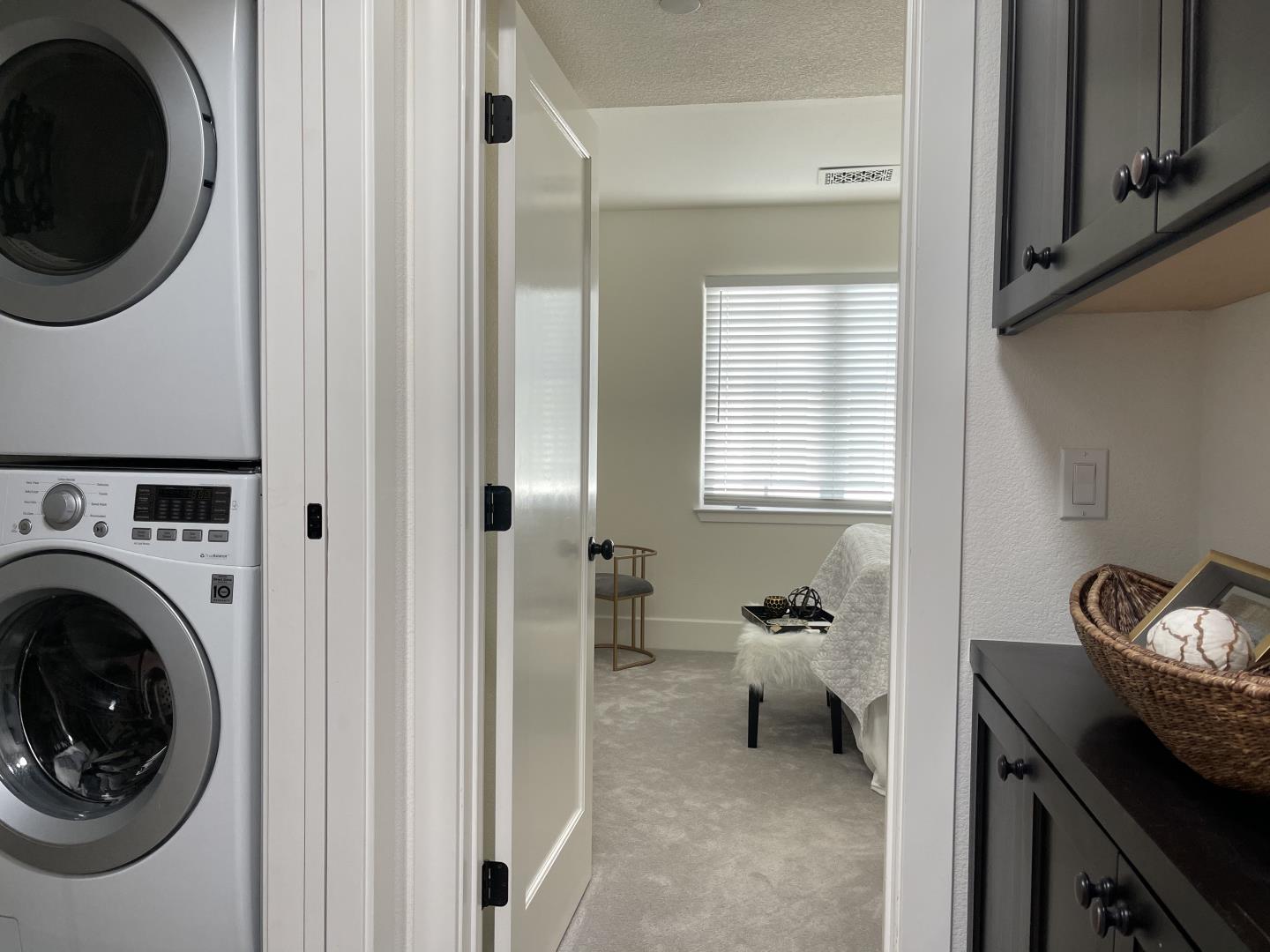 423 Robin Ridge Way Campbell, CA 95008 - Photo 29 of 49 Gallery Image 29