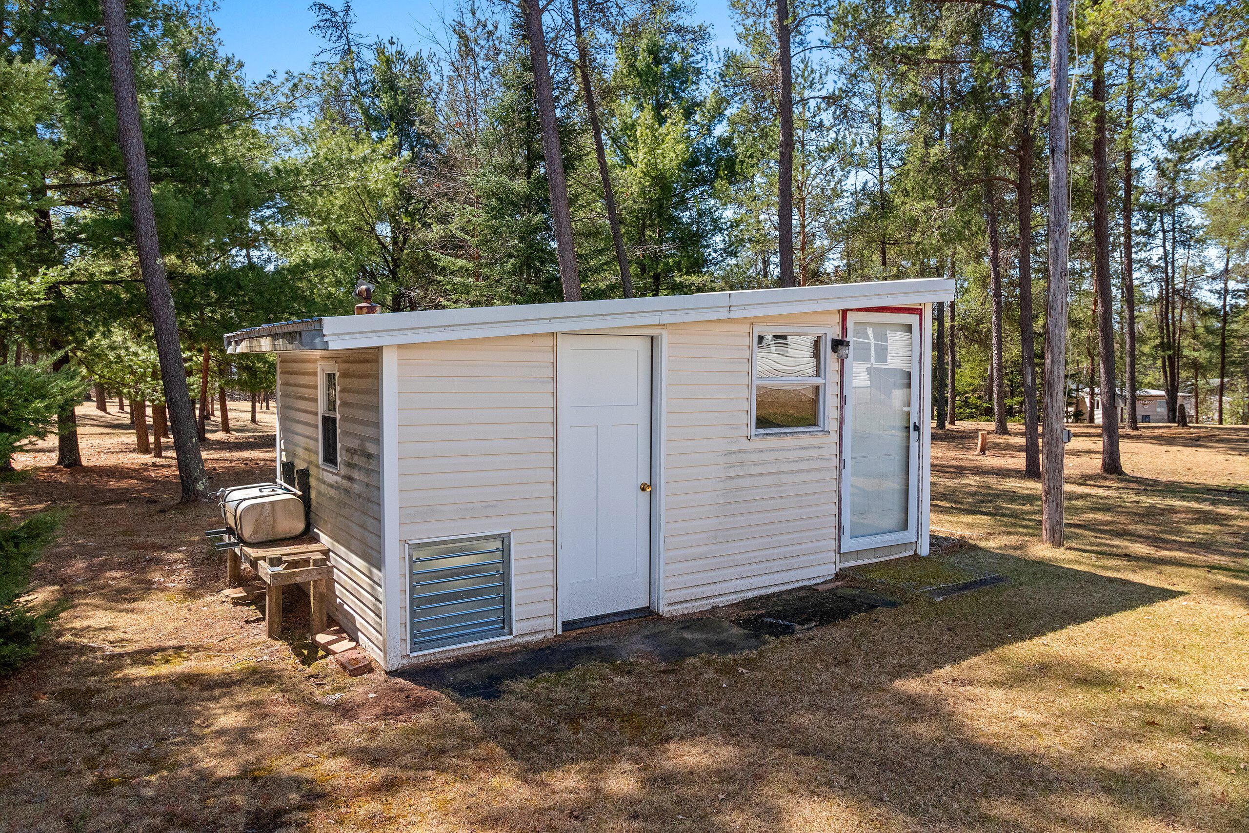 N10268 Hummingbird Lane Stephenson, WI 54104 - Photo 11 of 49 12