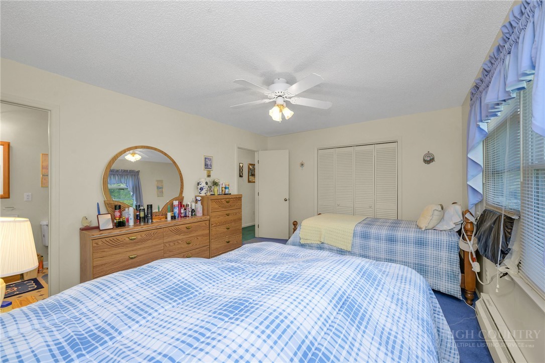 409 Ellis Road West Jefferson, NC 28694 - Photo 24 of 48