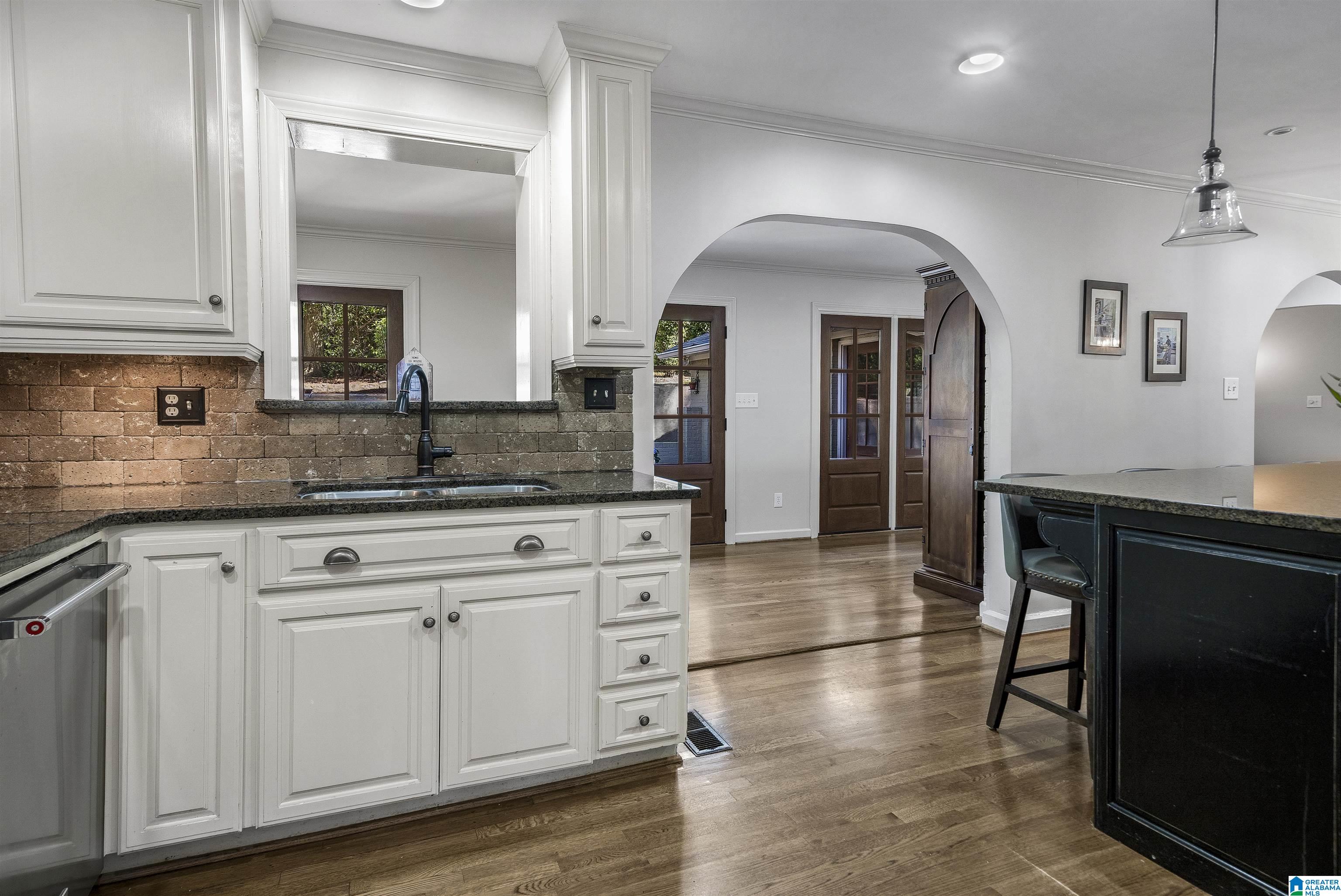 1856 Southwood Road Birmingham, AL 35216 - Photo 13 of 58