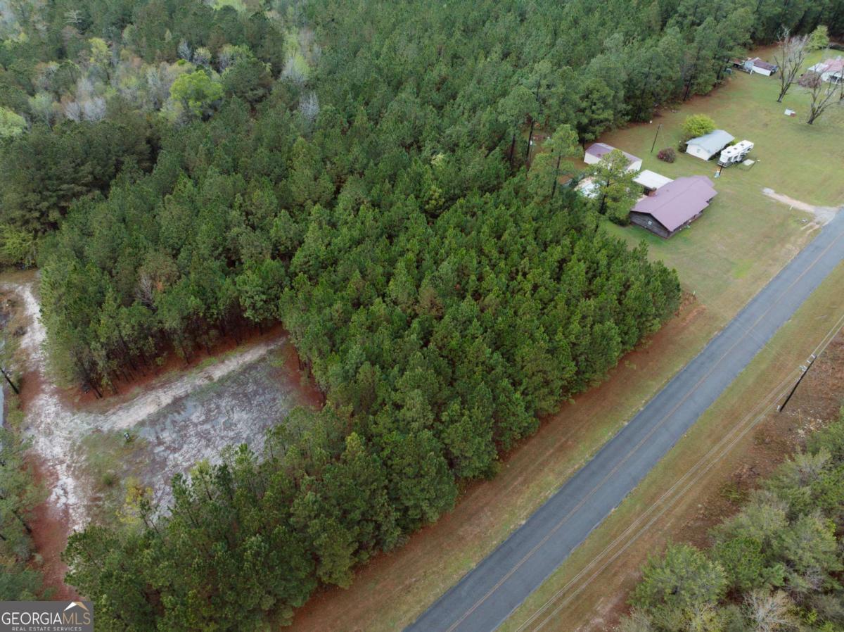 2324 Old Screven Road Jesup, GA 31545 - Photo 15 of 18 a view of a house with a yard