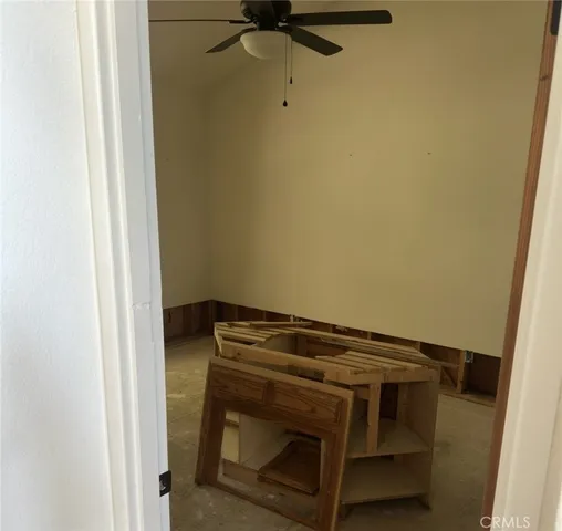 a view of utility room