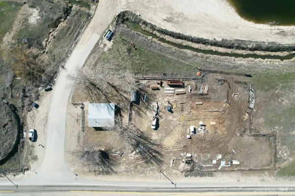 $1,900,000 | 17575 Highway 20, Caldwell, ID 83607