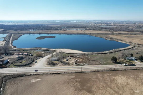 $1,900,000 | 17575 Highway 20, Caldwell, ID 83607