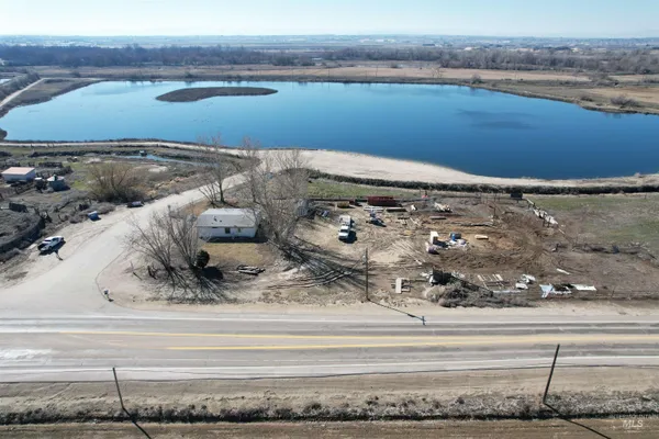 $1,900,000 | 17575 Highway 20, Caldwell, ID 83607