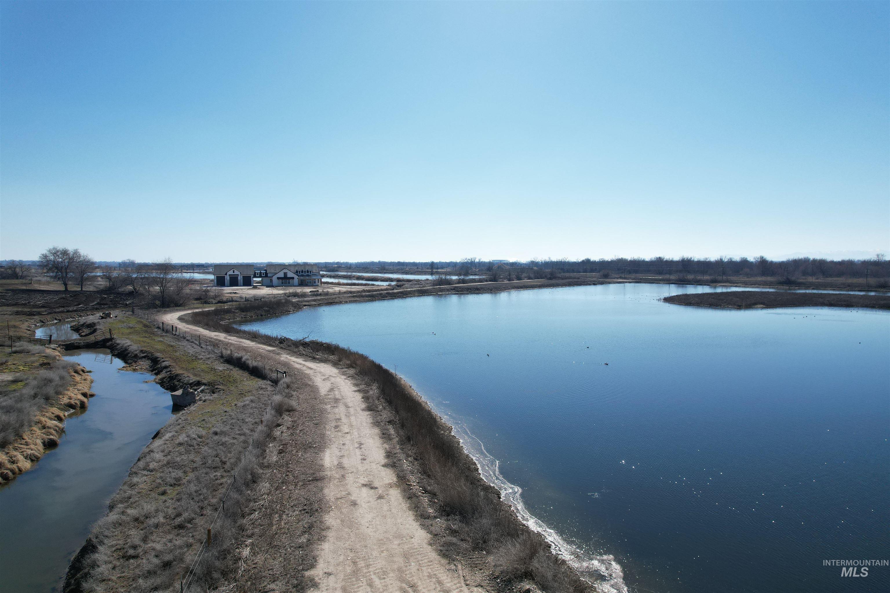 17575 Highway 20 Caldwell, ID 83607 - Photo 16 of 18 Water view