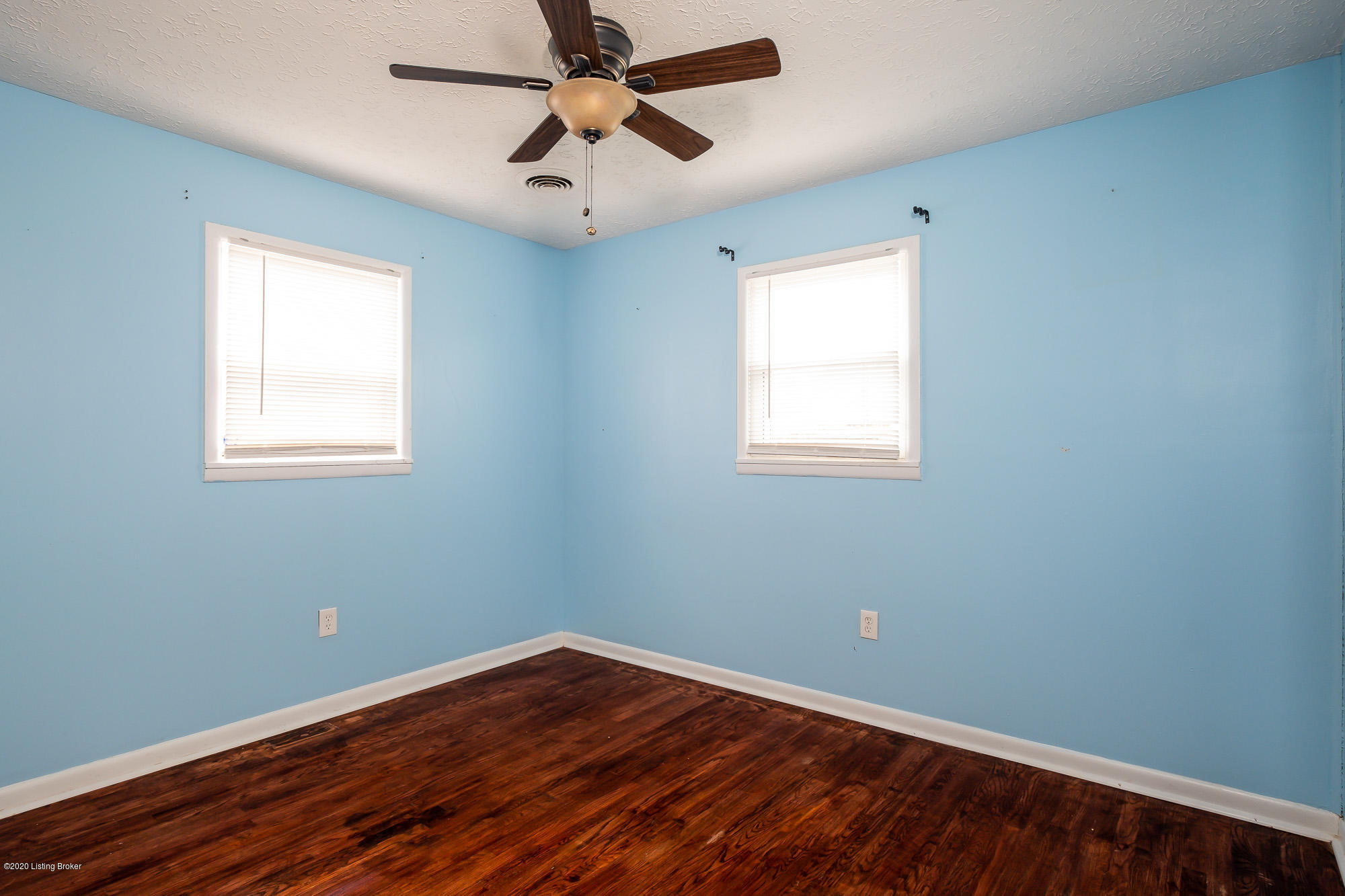2122 Smith Road Fairdale, KY 40118 - Photo 14 of 29 Small-11