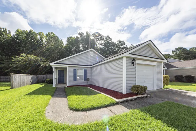 $2,150 | 69 Blue Jasmine Lane, Summerville, SC 29483
