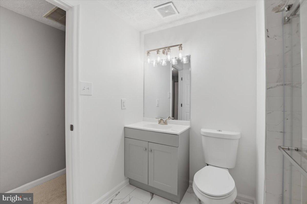 12303 Tigers Eye Court Reston, VA 20191 - Photo 18 of 33