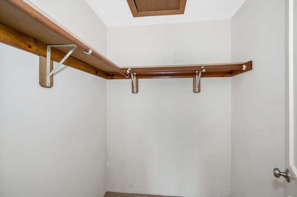 8 Fitzpatrick Circle, Unit 8 Nashua, NH 03063 - Photo 22 of 40