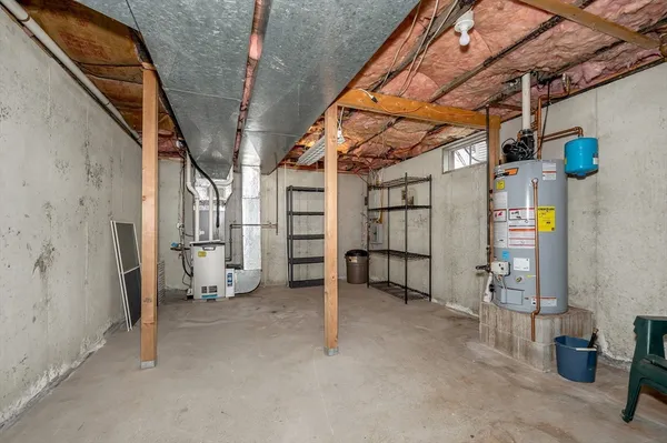 $455,000 | 8 Fitzpatrick Circle, Unit 8, Nashua, NH 03063