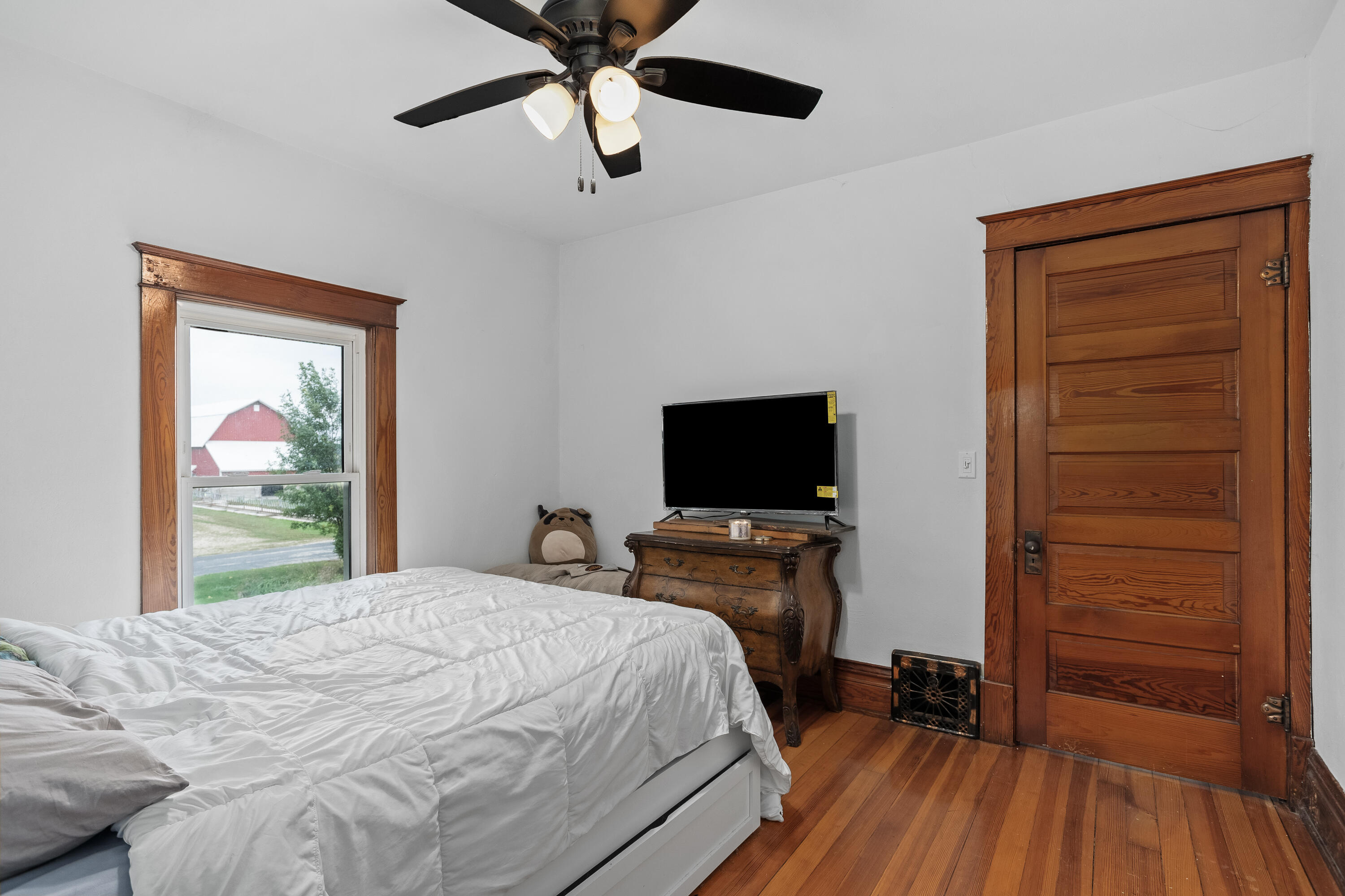 W12040 Sullivan Road Portland, WI 53594 - Photo 39 of 57 Bedroom 3