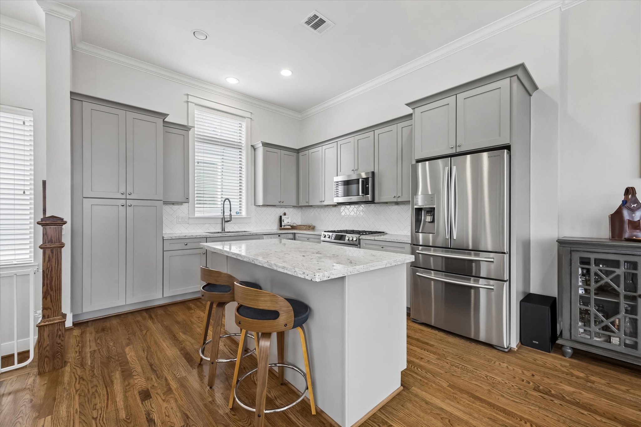 2503 Nicholson Street Houston, TX 77008 - Photo 21 of 22 Additional kitchen view.