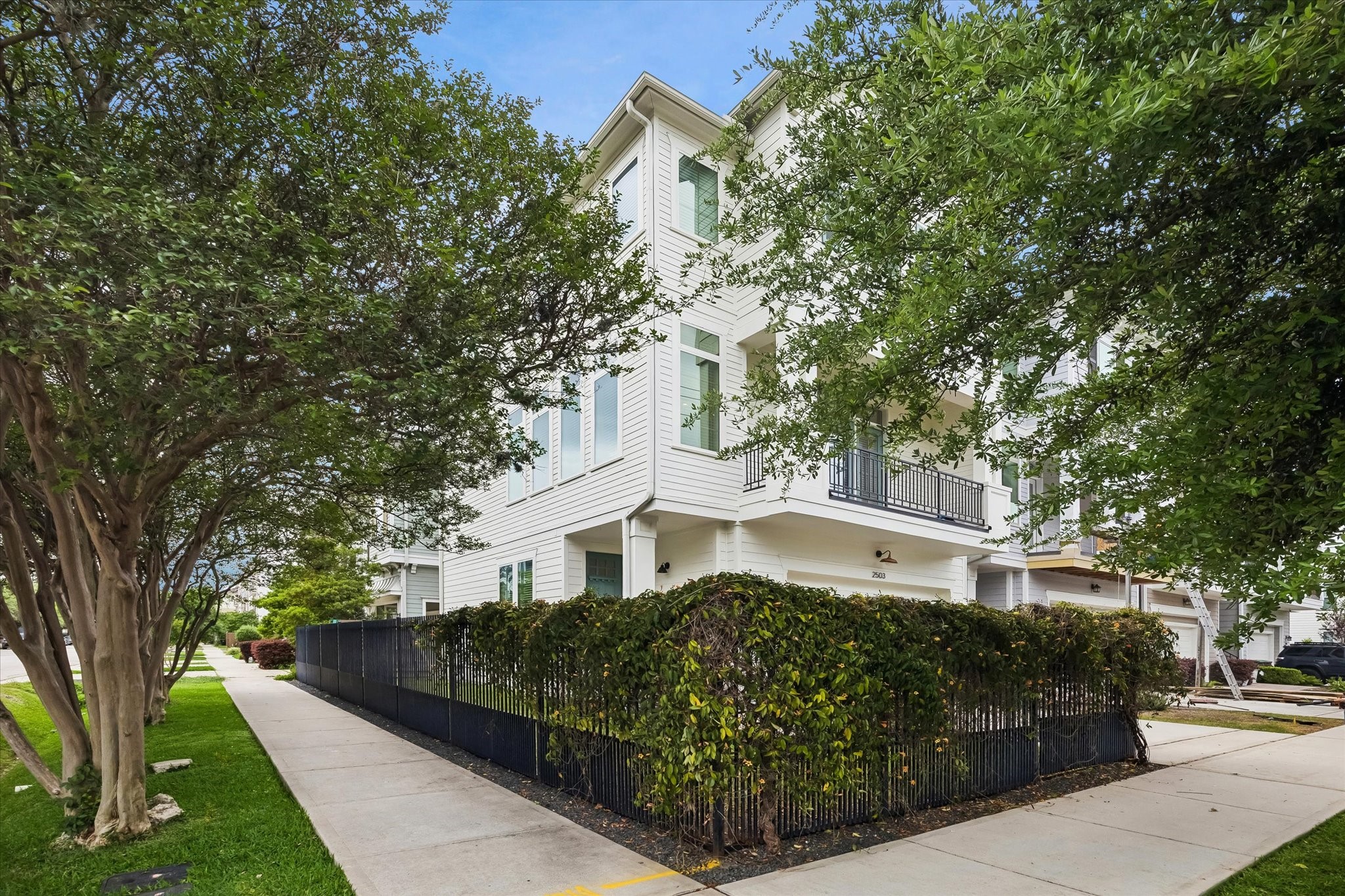 2503 Nicholson Street Houston, TX 77008 - Photo 3 of 22 The exterior of the home has a great presence on the street. Mature crepe myrtles running alongside create a park-like setting.