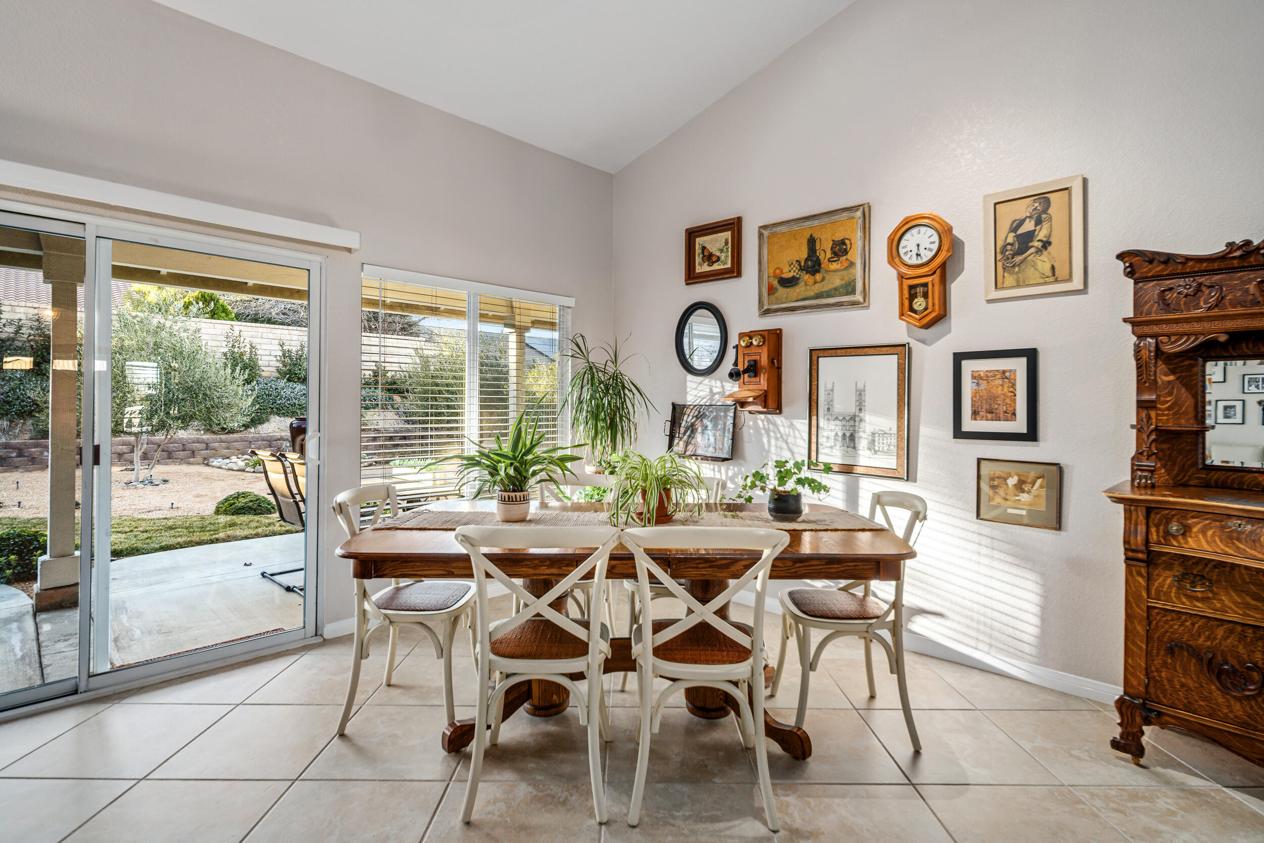 42243 Camden Way Lancaster, CA 93536 - Photo 8 of 45 Camden-08