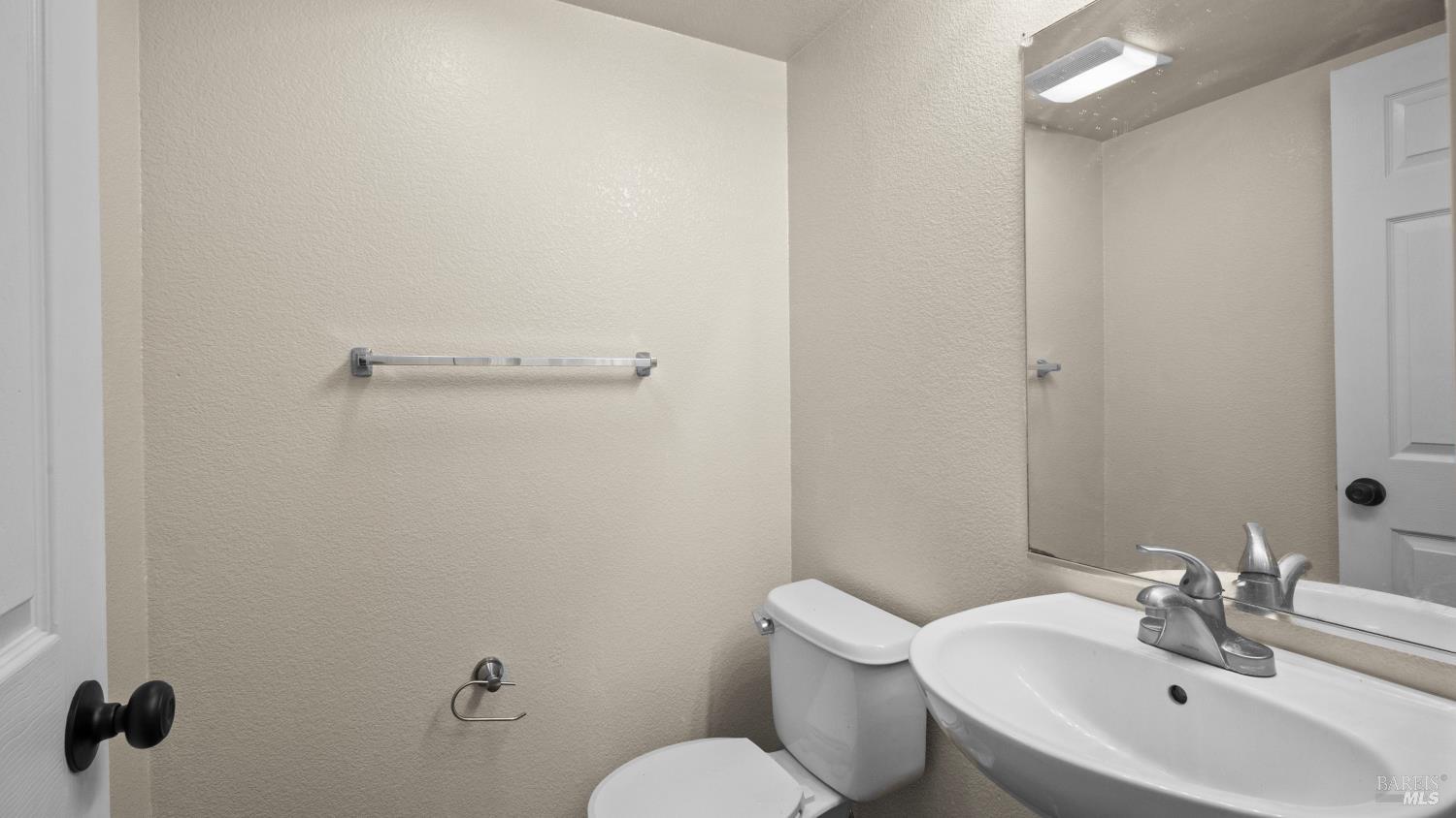 2473 Meda Avenue Santa Rosa, CA 95404 - Photo 12 of 28