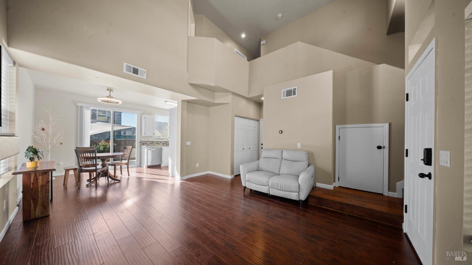 2473 Meda Avenue Santa Rosa, CA 95404 - Photo 6 of 28