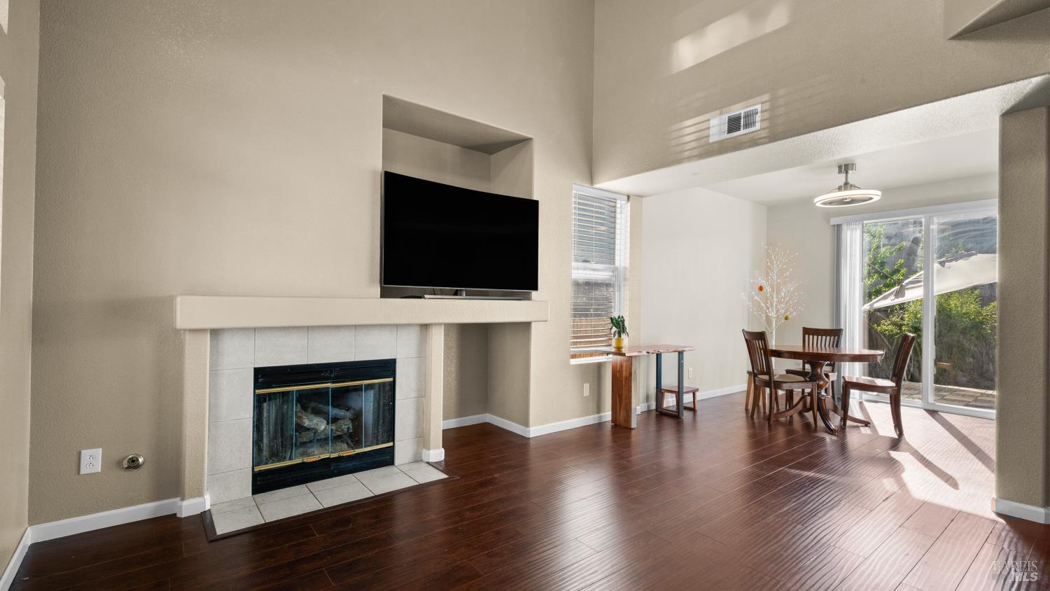 2473 Meda Avenue Santa Rosa, CA 95404 - Photo 7 of 28