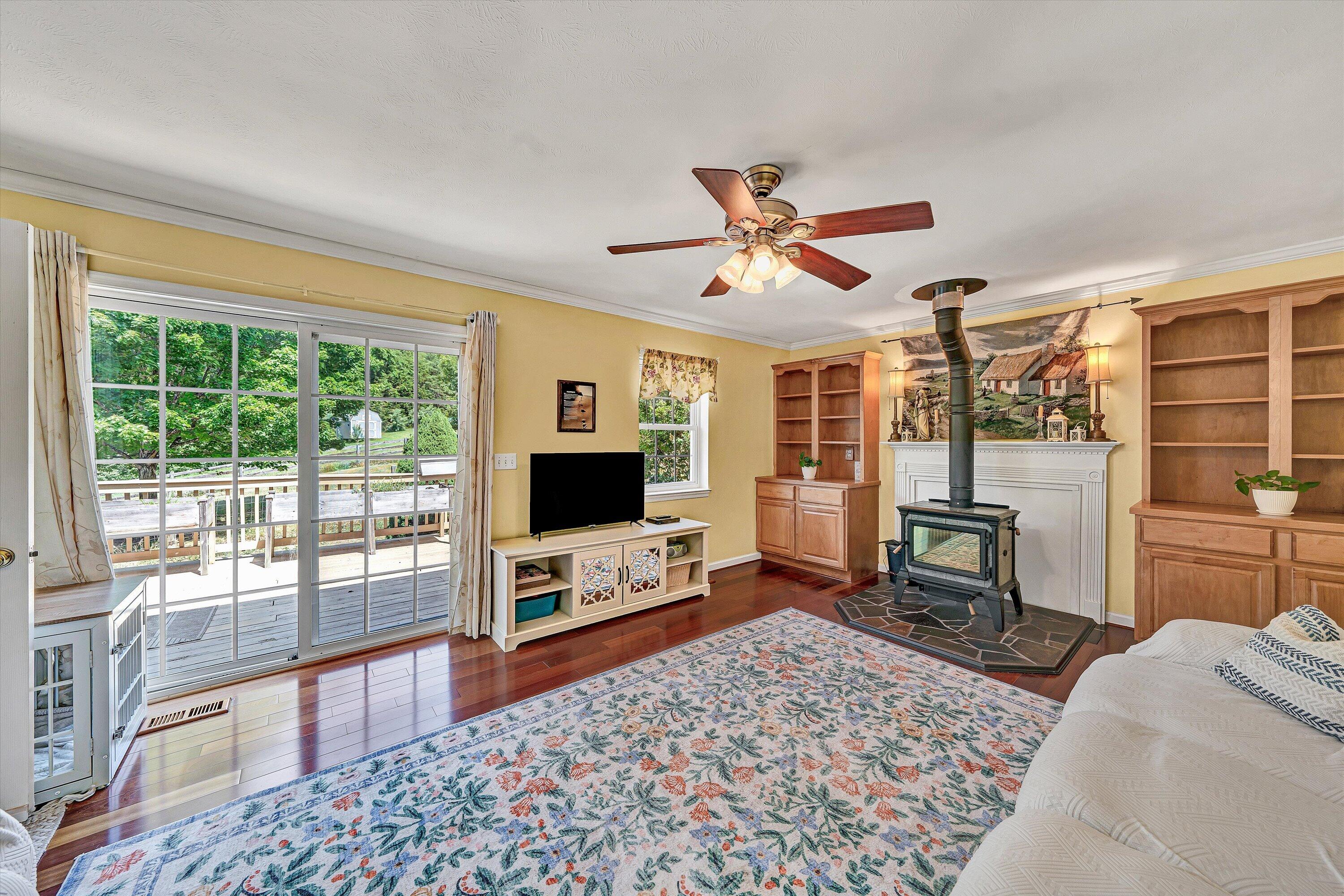 1670 Forge Road Lexington, VA 24450 - Photo 15 of 61 18-DSC00085