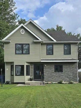 $770,000 | 1584 Holly Road, North Brunswick, NJ 08902