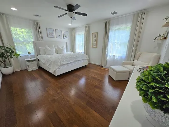 $770,000 | 1584 Holly Road, North Brunswick, NJ 08902