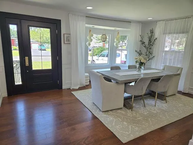 $770,000 | 1584 Holly Road, North Brunswick, NJ 08902