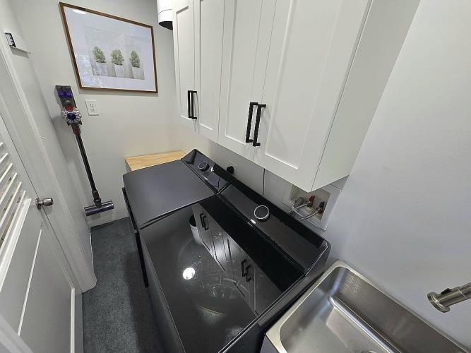 1584 Holly Road North Brunswick, NJ 08902 - Photo 7 of 34