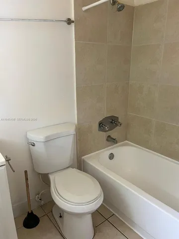 $1,450 | 95 Northeast 41st Street, Unit I141, Oakland Park, FL 33334