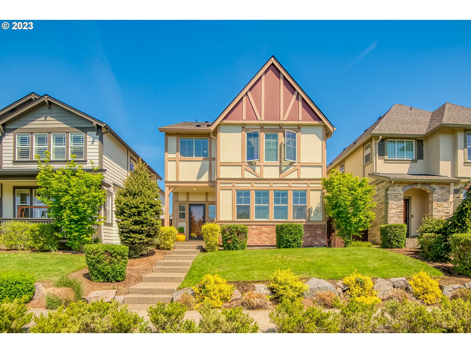 14756 Northwest Hydrangea Court Portland, OR 97229 - Photo 1 of 46 Gallery Image 1