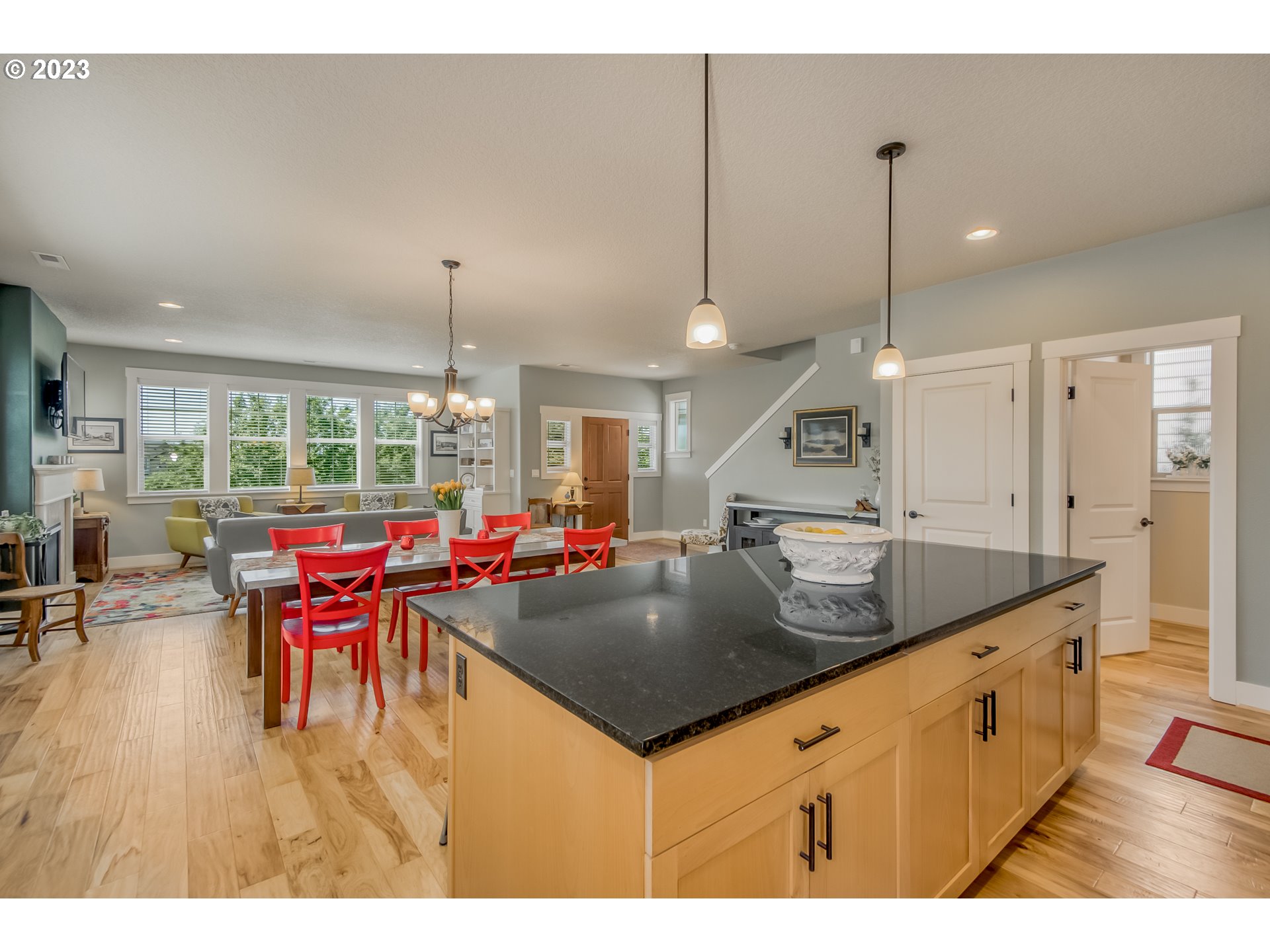 14756 Northwest Hydrangea Court Portland, OR 97229 - Photo 11 of 46 Gallery Image 11