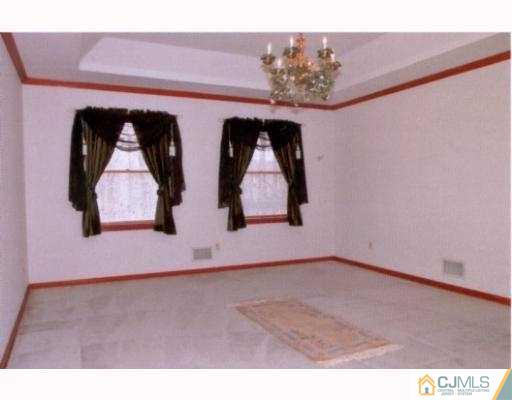23 Butcher Road Monroe Township, NJ 08831 - Photo 6 of 7