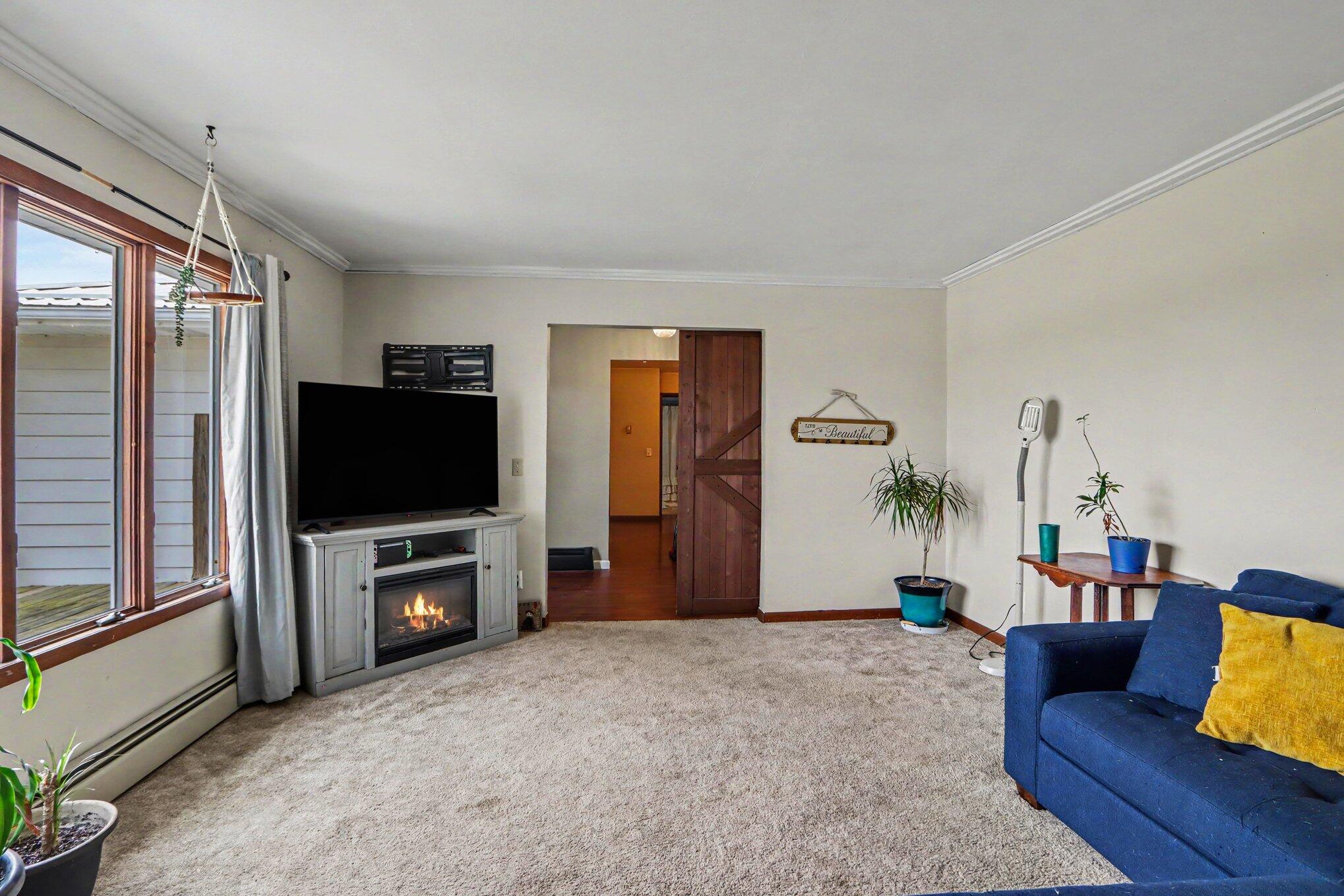 62852 Territorial Road Lawrence, MI 49064 - Photo 11 of 32 011_file_9653