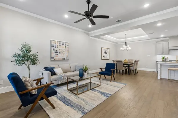 $599,000 | 305 Sunset Lane, Unit 103, Fort Worth, TX 76114