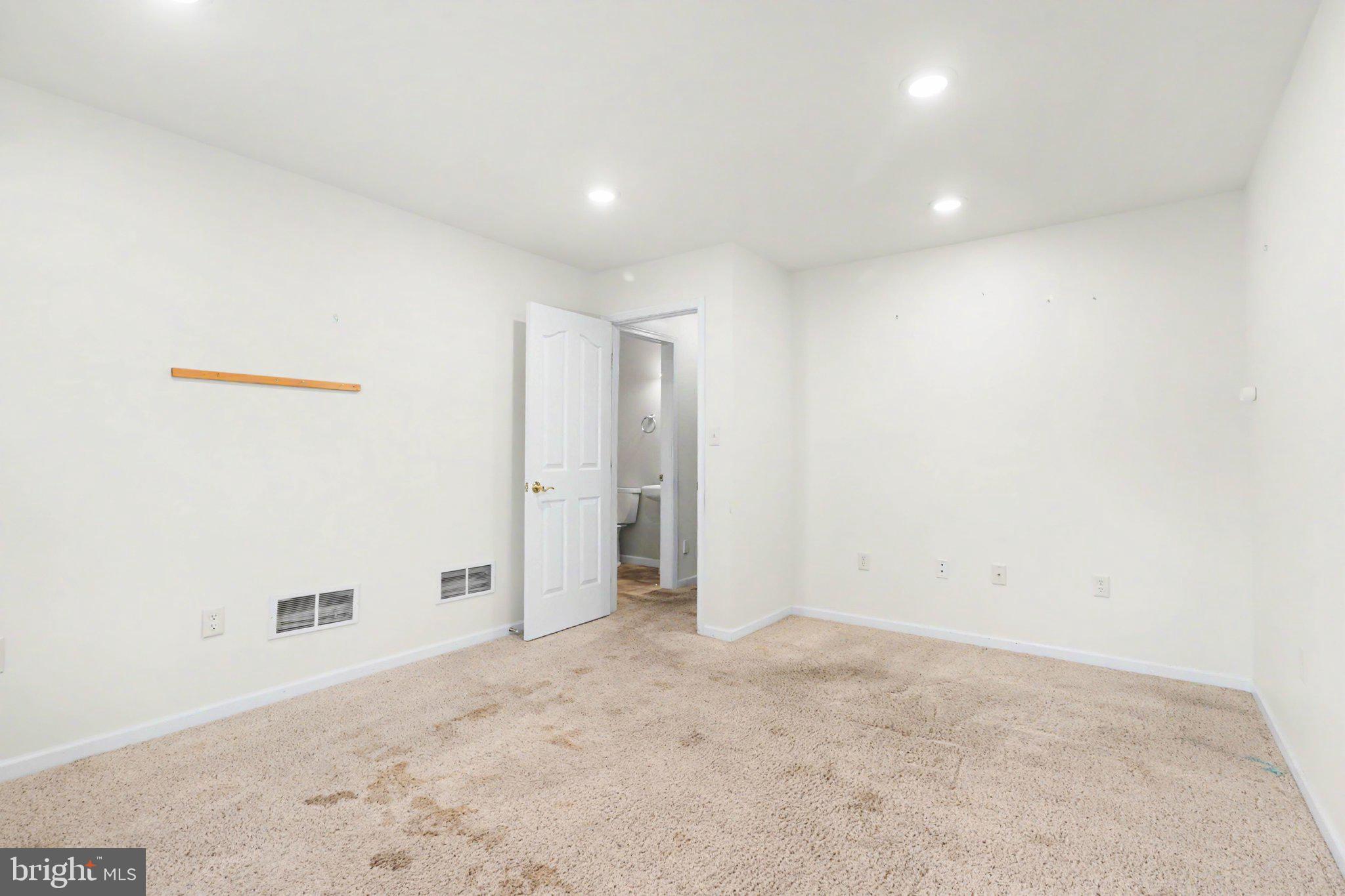 749 Heather Ridge Manheim, PA 17545 - Photo 17 of 36 Bedroom 2